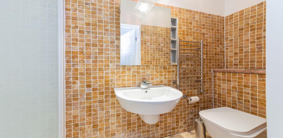 Wonderful Modern Queens Park Apartment Milman Road, Queens Park NW6